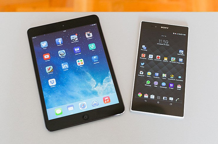 Apple_iPad_mini_Retina_i_Sony_Xperia_Z_Ultra_1.jpg